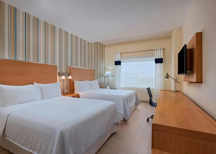 Tradition Queen Room